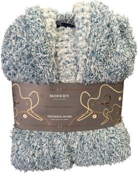 Adrienne Vittadini Robe Blue